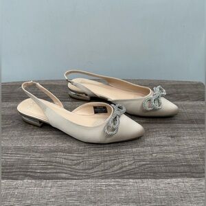 JONES NEW YORK satin pointed toe jeweled bow sling back bridal preppy shoe NWT 9